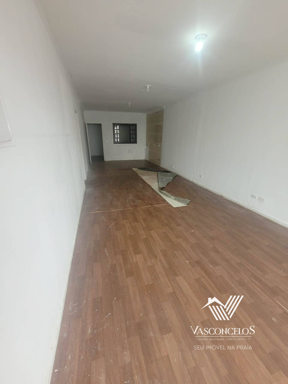 #338 - Sala para Venda em Bertioga - SP
