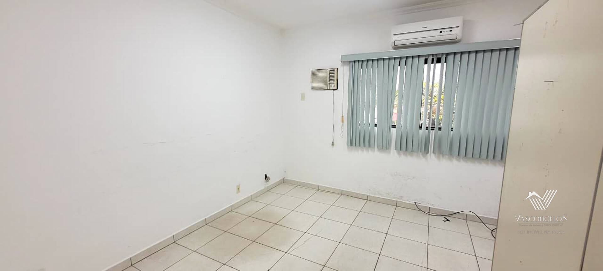 #456 - Sala para Locação em Bertioga - SP