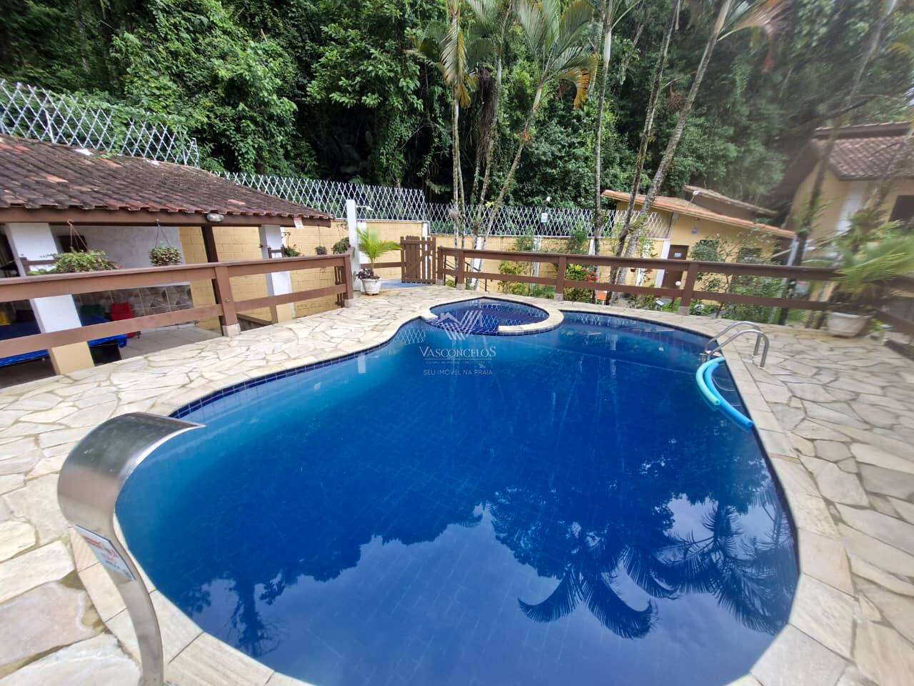 #511 - Casa para Venda em Bertioga - SP